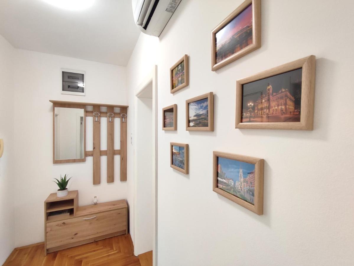 Apartman Ns Dan Private Parking 诺威萨 外观 照片