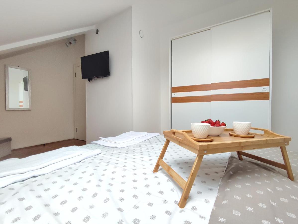 Apartman Ns Dan Private Parking 诺威萨 外观 照片