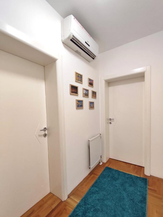 Apartman Ns Dan Private Parking 诺威萨 外观 照片